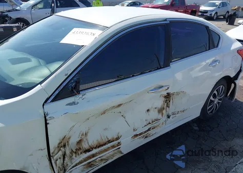 2016 Nissan Altima 2.5 S из США, поврежденный, VIN 1N4AL3AP7GN380305